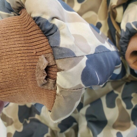 VTG Columbia Hunting Bomber Puffer Jacket Size Medium Reversible Duck Camo Brown - Picture 10 of 11